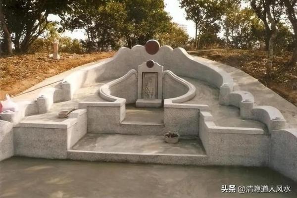 怎么看祖坟风水好坏