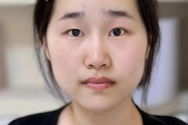 八字眉小童的特征及如何修饰八字眉的技巧