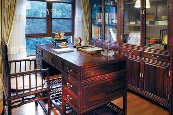 书桌可以背对大门吗书房装修风水禁忌 书桌可以背对大门吗书房装修风水禁忌